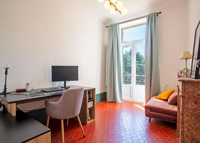 Un Chateau Pour Vos A 10min * アグド